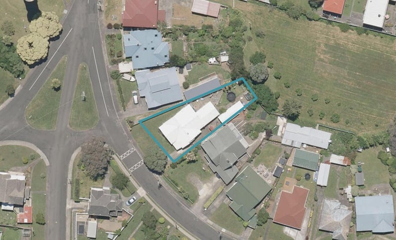 7 Maxwell Avenue, Durie Hill, Whanganui - Carousel 1