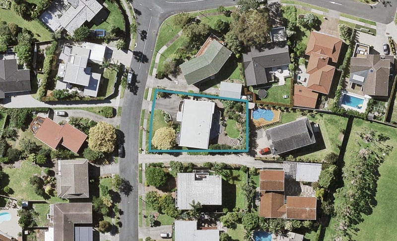 4 Tercel Place, Sunnyhills, Auckland - Carousel 1
