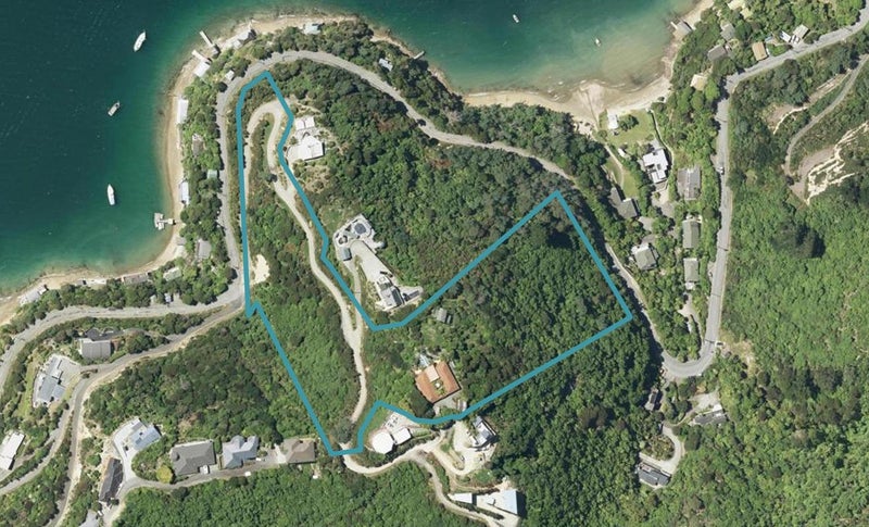 7 Cooks Ridge, Waikawa, Picton - Carousel 1