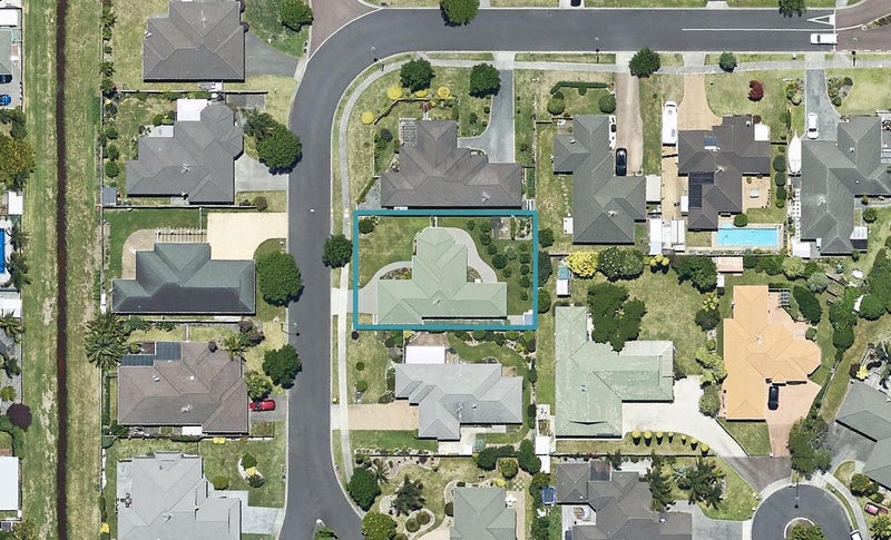 19 Carribean Place, Papamoa Beach, Papamoa - Carousel 1