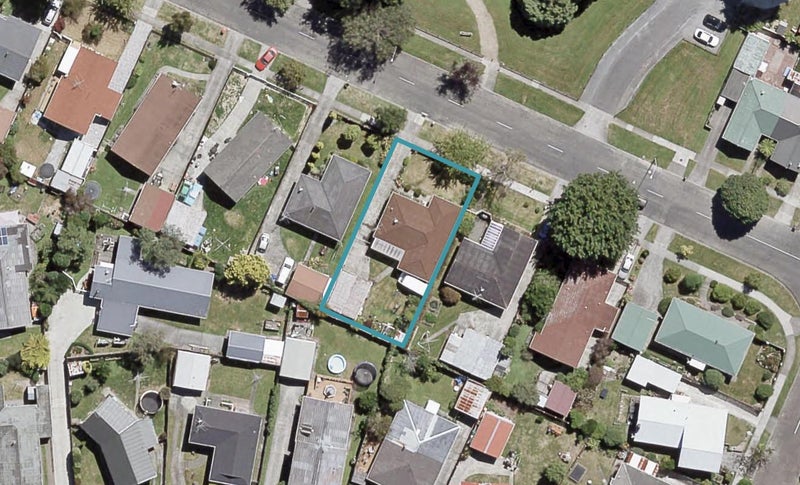 125 California Drive, Totara Park, Upper Hutt - Carousel 1