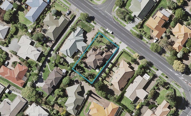 12A Kilimanjaro Drive, Northpark, Auckland - Carousel 1
