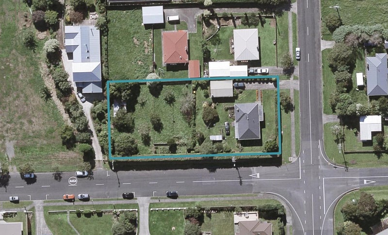 185 Manutahi Road, LEPPERTON, NEW PLYMOUTH - Carousel 1