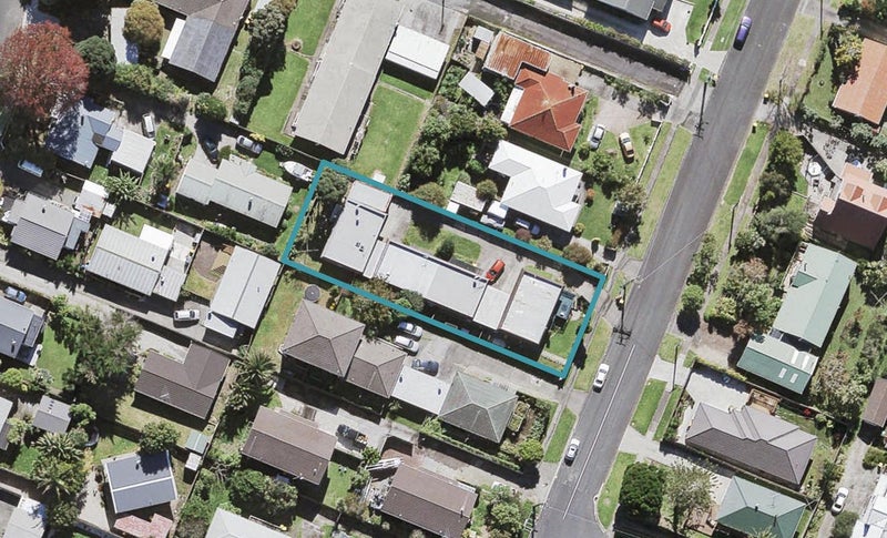 3/94 Lynwood Road, New Lynn, Auckland - Carousel 1