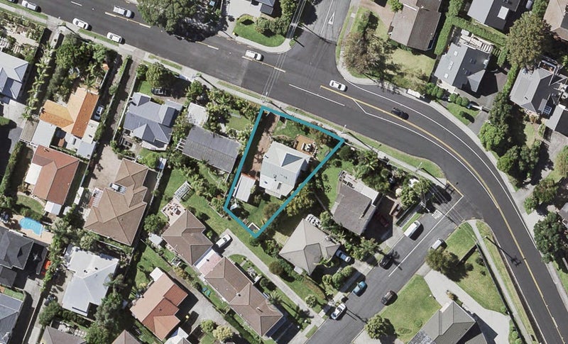 34 East Coast Road, Milford, Auckland - Carousel 1
