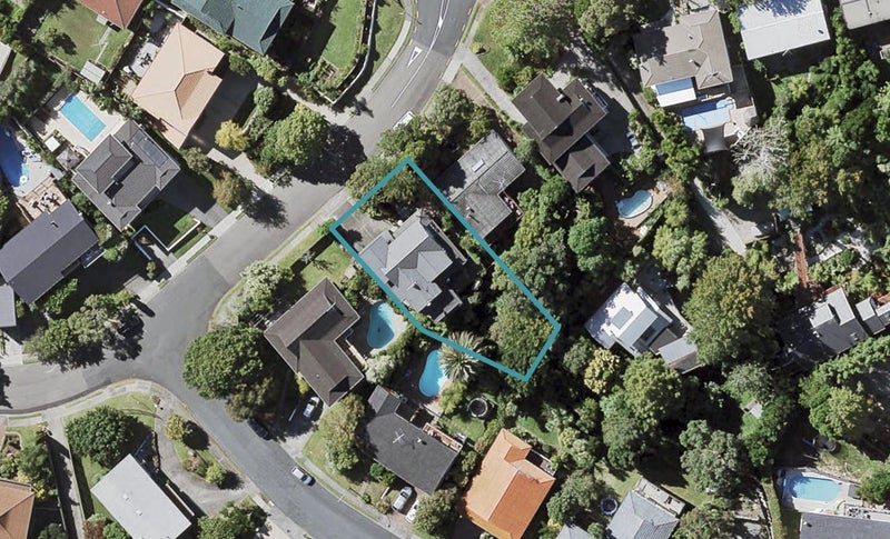 7 Kiri Place, Mairangi Bay, Auckland - Carousel 1