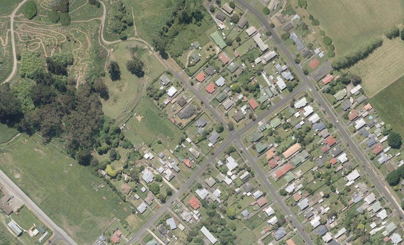 39 Field Street, Aramoho, Whanganui - Carousel 1