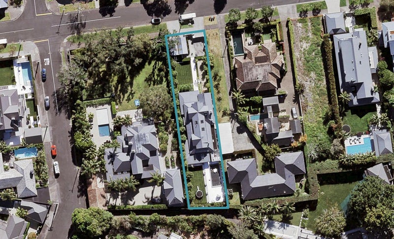 14 Bella Vista Road, Herne Bay, Auckland - Carousel 1