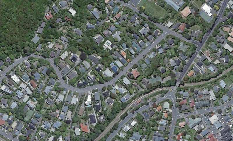 18 Simla Crescent, Khandallah, Wellington - Carousel 1