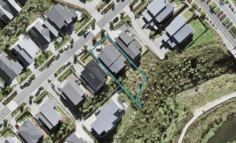 8 Remuremu Street, Long Bay, Auckland - Carousel 1