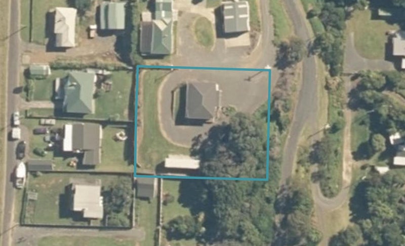 44 Tainui Street, Mōkau - Carousel 1