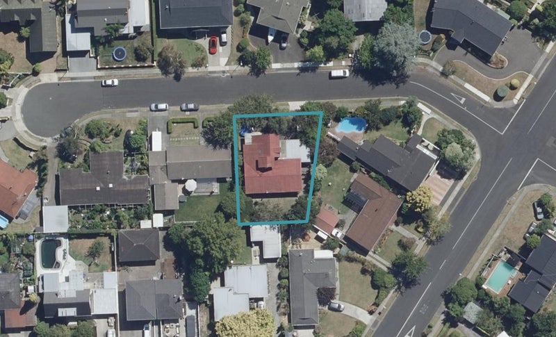 3 Grassy Downs Place, St Andrews, Hamilton - Carousel 1