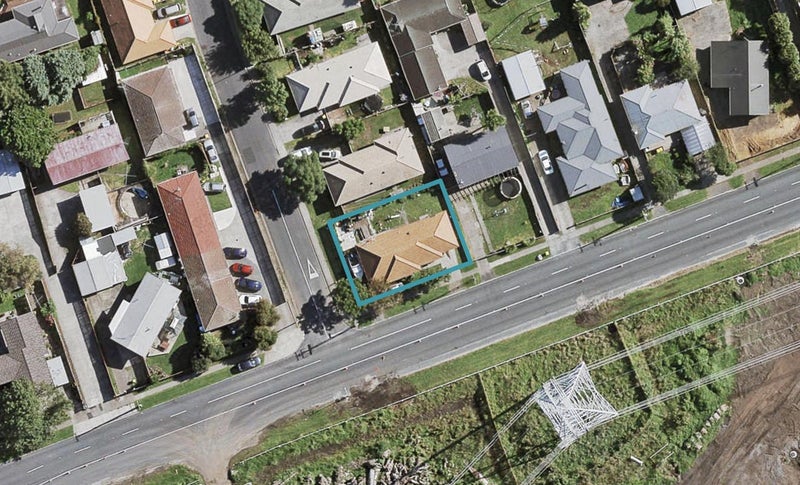 14 Airfield Road, Takanini, Auckland - Carousel 1