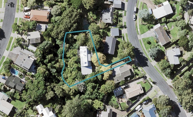 56 Robbies Road, Shelly Park, Auckland - Carousel 1
