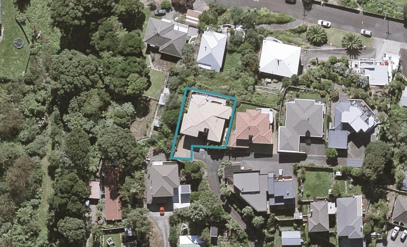 12B Parris Street, Moturoa, New Plymouth - Carousel 1