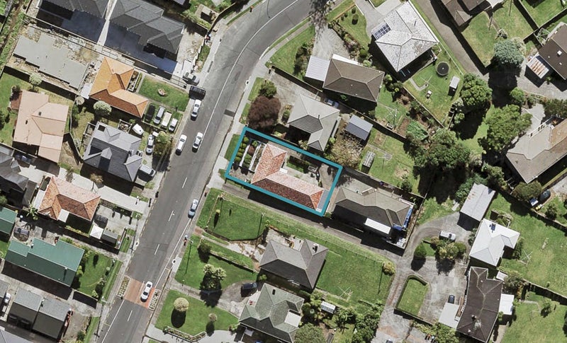 85 Olsen Avenue, Hillsborough, Auckland - Carousel 1