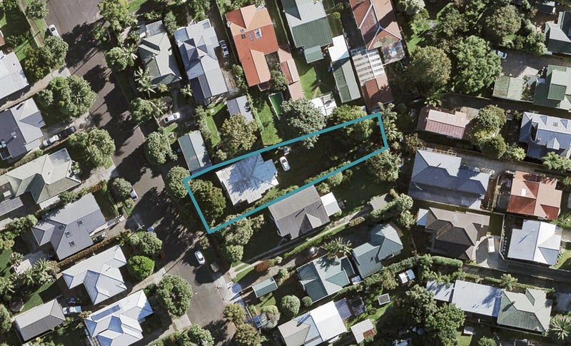 7 Rhodes Avenue, Mount Albert, Auckland - Carousel 1