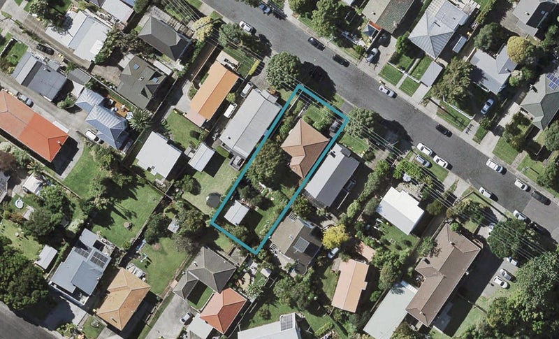 5 Evan Street, Belmont, Auckland - Carousel 1