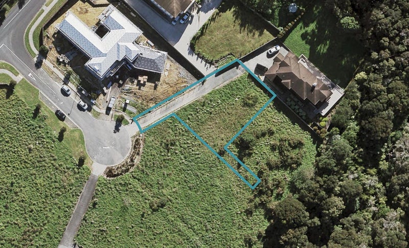 8A Albertine Place, Greenhithe, Auckland - Carousel 1