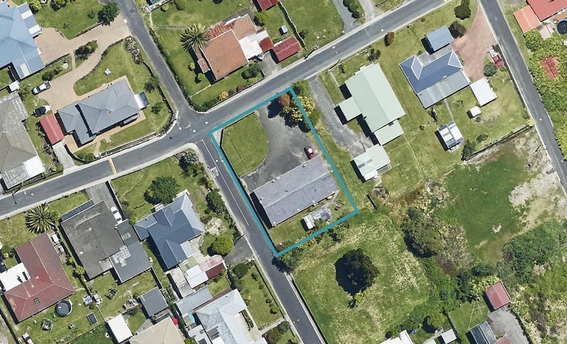 9 Rangipahere Street, OHINEMUTU, ROTORUA - Carousel 1
