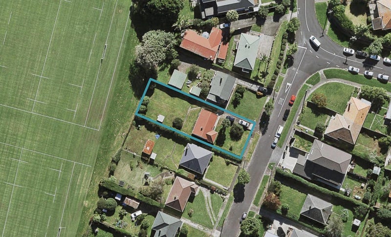 43 Fearon Avenue, Mount Roskill, Auckland - Carousel 1