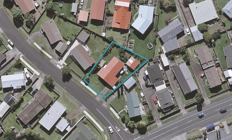 4 Lantana Avenue, Bell Block, New Plymouth - Carousel 1