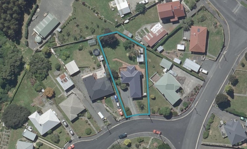 4 Blake Street, Halfway Bush, Dunedin - Carousel 1