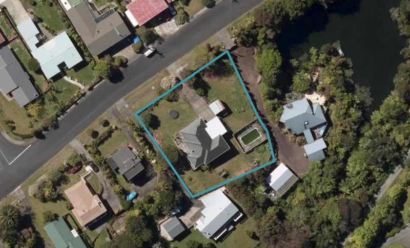 16 Takahe Street, Tikipunga, Whangarei - Carousel 1