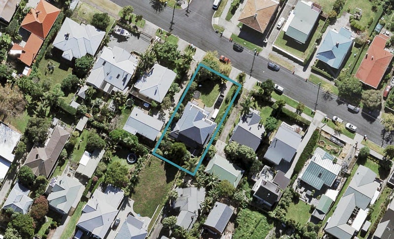22 Bannerman Road, Morningside, Auckland - Carousel 1