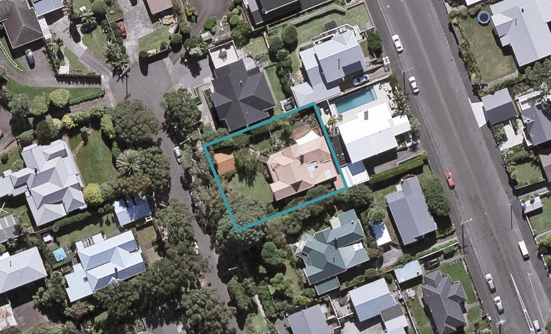 11 Ronald Street, Strandon, New Plymouth - Carousel 1