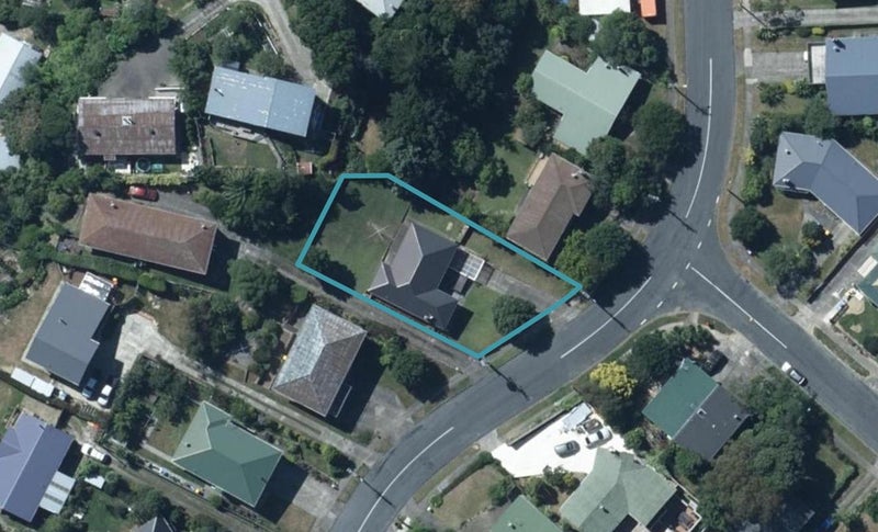 8 Ernest Street, Ranui, Porirua - Carousel 1