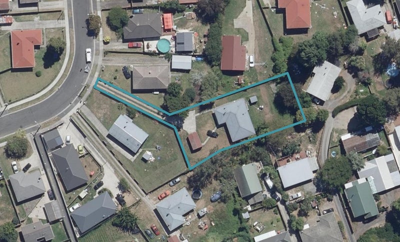 24 Eliot Street, Enderley, Hamilton - Carousel 1