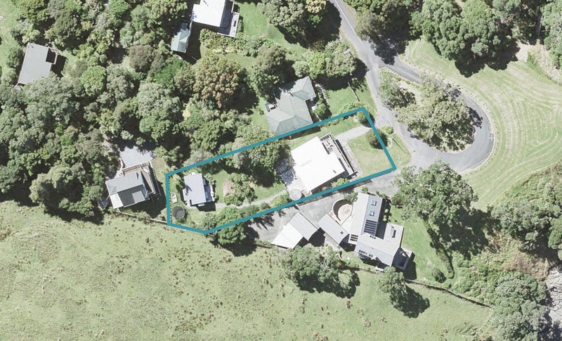 3 Matheson Bay Road, Leigh, Leigh - Carousel 1