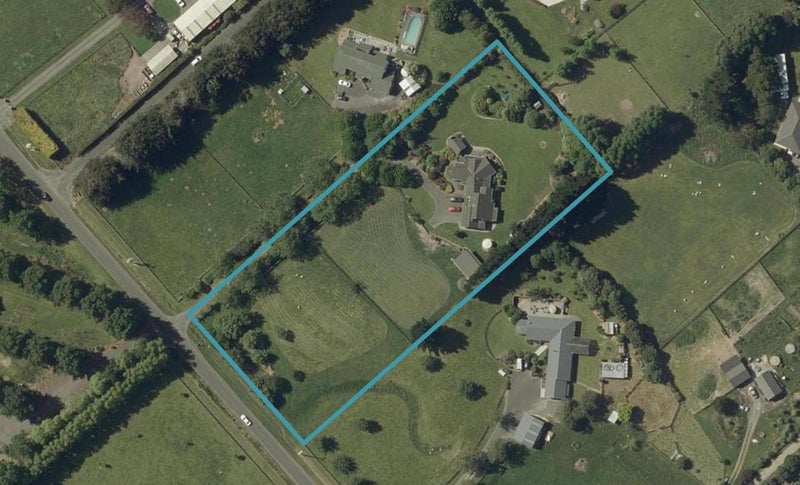 126 Tutaki Road, Kelvin Grove, Palmerston North - Carousel 1