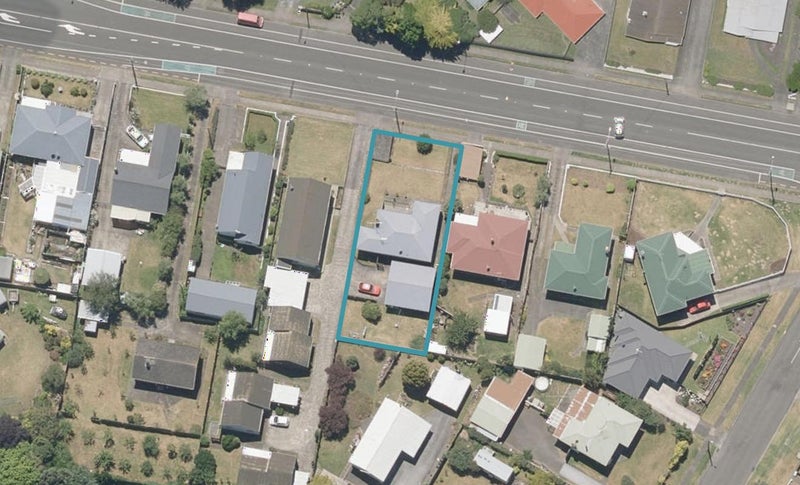 33 Fitzherbert Avenue, Springvale, Whanganui - Carousel 1