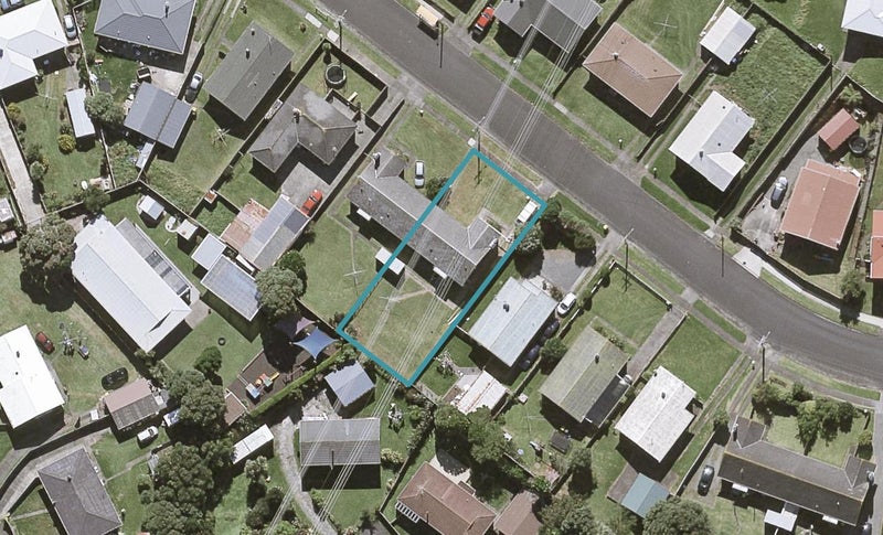 27 Marama Crescent, Spotswood, New Plymouth - Carousel 1