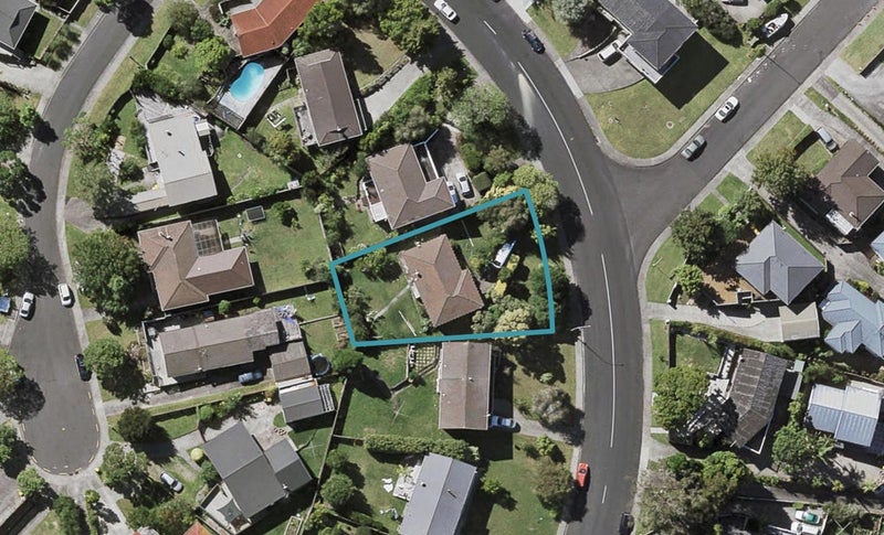 40 Juniper Road, Sunnynook, Auckland - Carousel 1