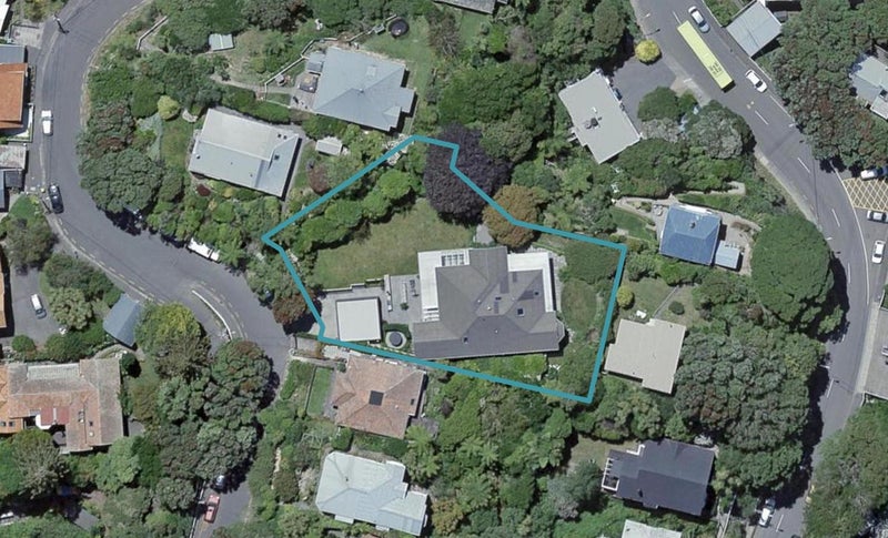 15 Moana Road, Kelburn, Wellington - Carousel 1