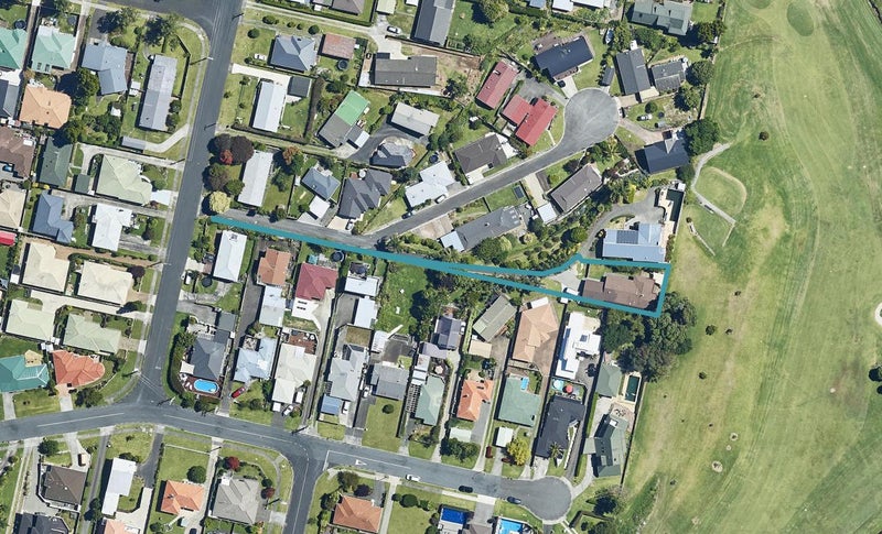 1 Dillon Way, Otumoetai, Tauranga - Carousel 1
