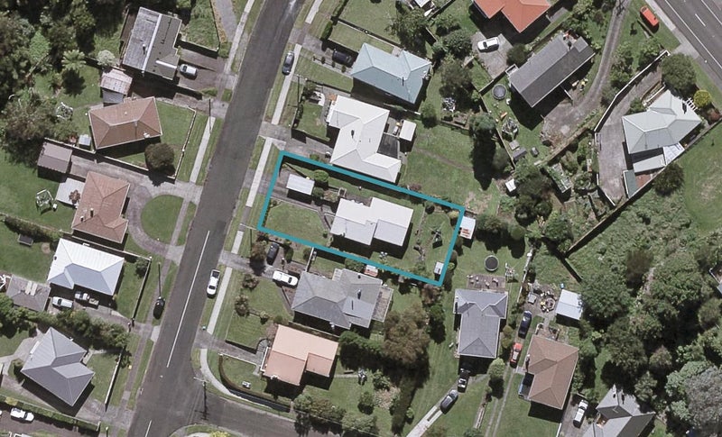 9 Oranga Street, Marfell, New Plymouth - Carousel 1