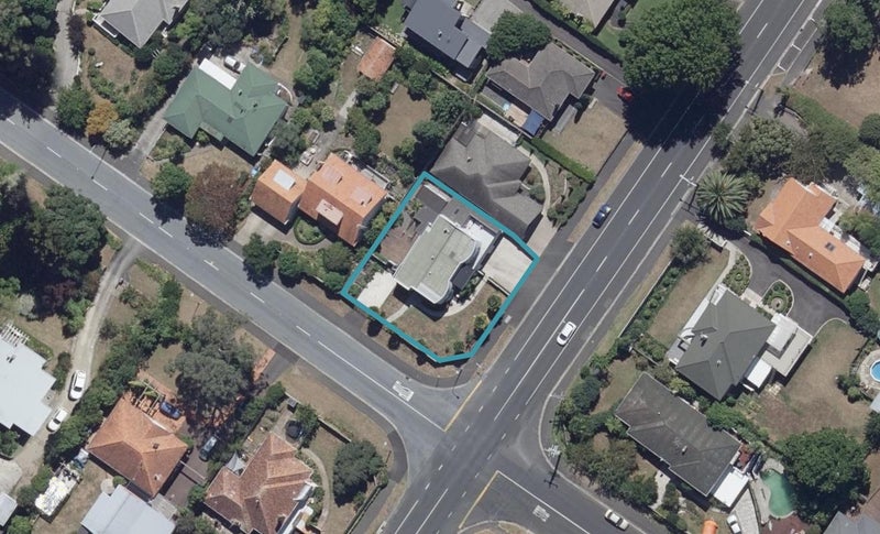 25 Masters Avenue, Hillcrest, Hamilton - Carousel 1