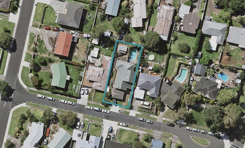 6 Parkview Place, Pakuranga, Auckland - Carousel 1