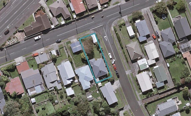 2 Mayfair Place, Westown, New Plymouth - Carousel 1