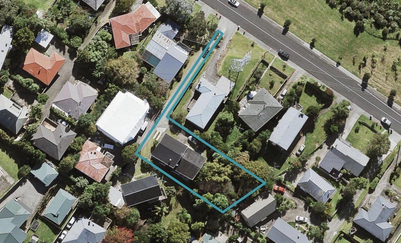 91A Hendry Avenue, Hillsborough, Auckland - Carousel 1