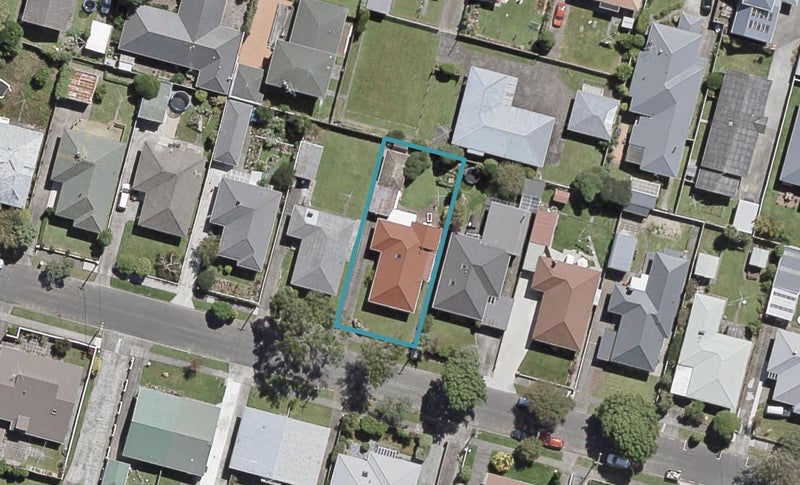 32 Frederick Street, Avalon, Lower Hutt - Carousel 1