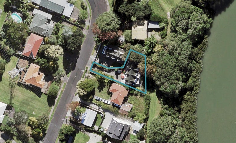 45A Beaubank Road, Kelston, Auckland - Carousel 1