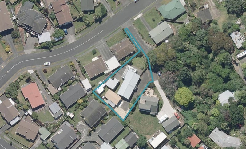 18 Bens Place, Springvale, Whanganui - Carousel 1