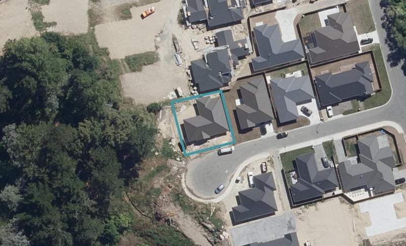 8 Oderings Place, Huntington, Hamilton - Carousel 1