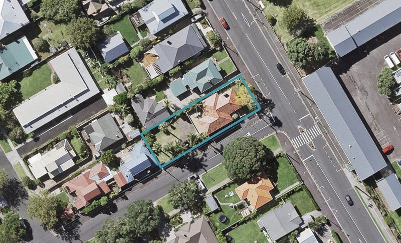 151 Vauxhall Road, Narrow Neck, Auckland - Carousel 1