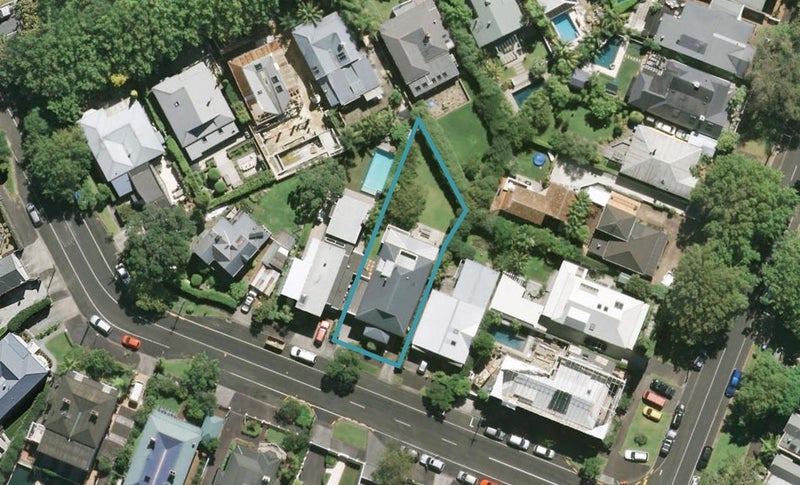 2/3 Barrie Street, Freemans Bay, Auckland - Carousel 1